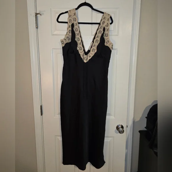 Abercrombie & Fitch Black Slip Midi Dress With Cream Lace Size Large - Picture 3 of 10